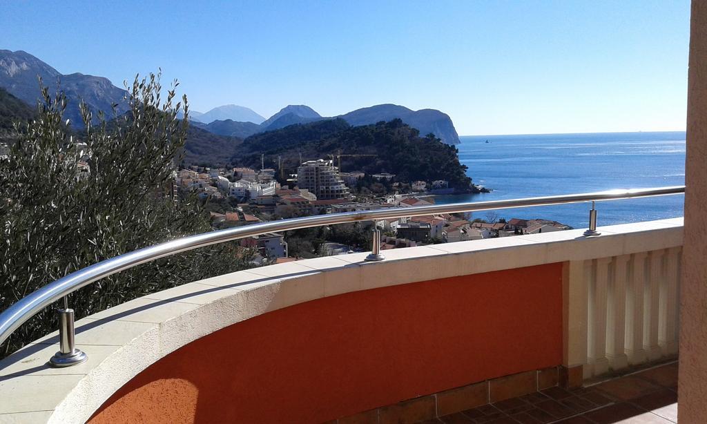 Oro Apartments Petrovac Екстер'єр фото